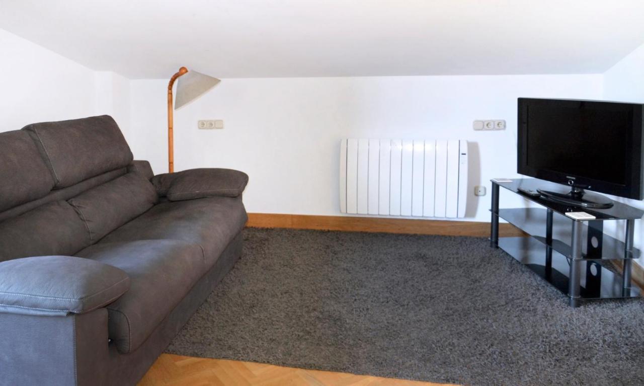 Apartamento En Villa Con Parking Anorga-Lugariz Exterior photo